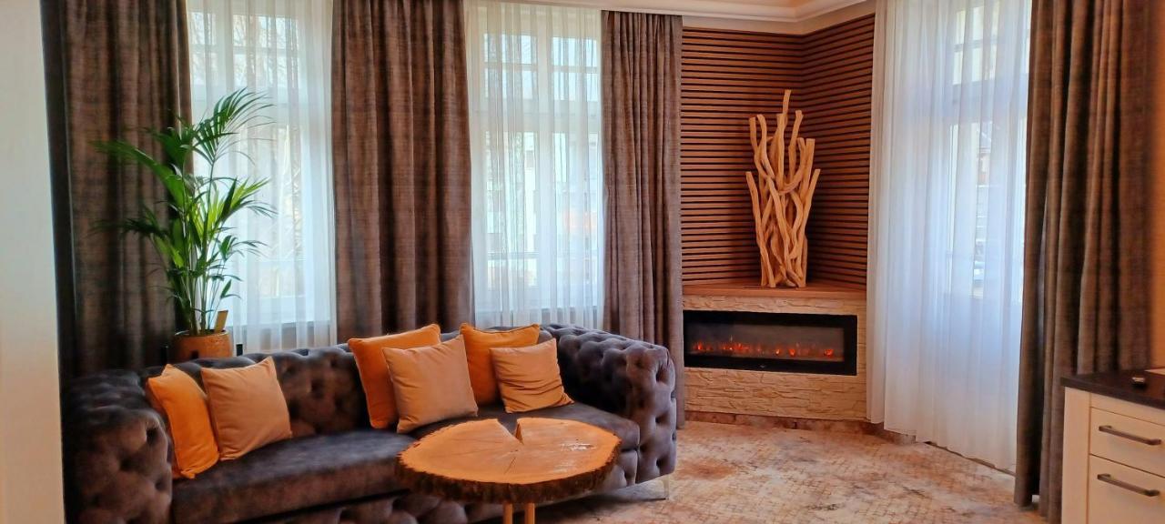 Hotel Neustaedter Hof Schwarzenberg  Ngoại thất bức ảnh