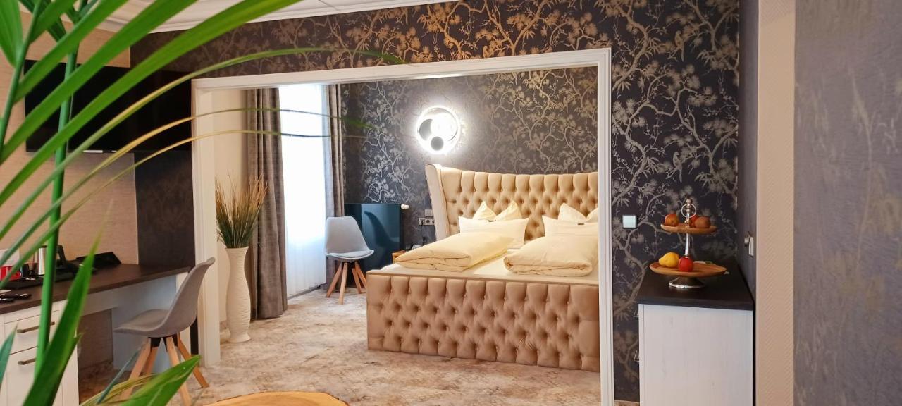 Hotel Neustaedter Hof Schwarzenberg  Ngoại thất bức ảnh