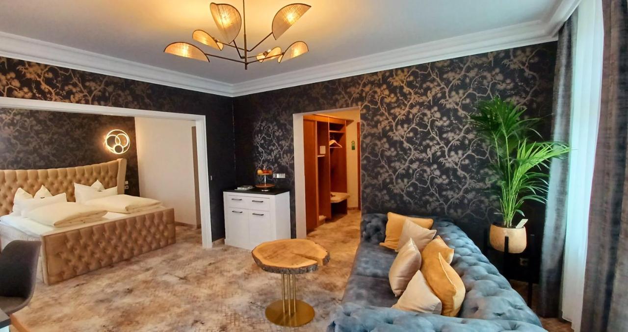 Hotel Neustaedter Hof Schwarzenberg  Ngoại thất bức ảnh