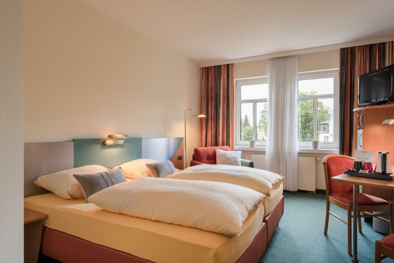 Hotel Neustaedter Hof Schwarzenberg  Ngoại thất bức ảnh