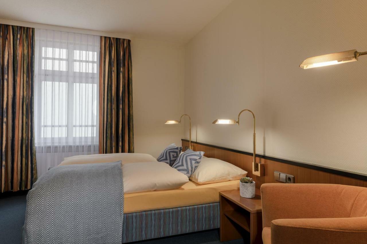 Hotel Neustaedter Hof Schwarzenberg  Ngoại thất bức ảnh
