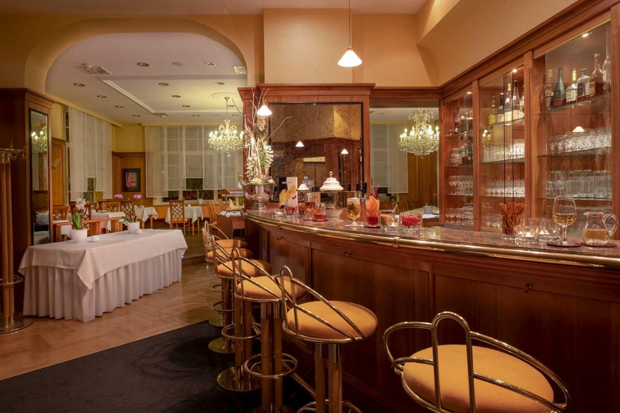 Hotel Neustaedter Hof Schwarzenberg  Ngoại thất bức ảnh