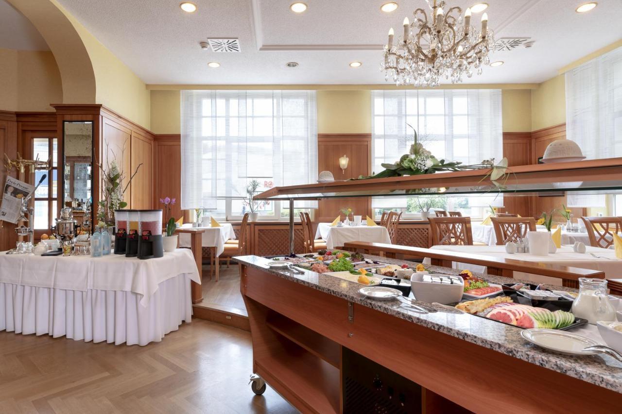 Hotel Neustaedter Hof Schwarzenberg  Ngoại thất bức ảnh