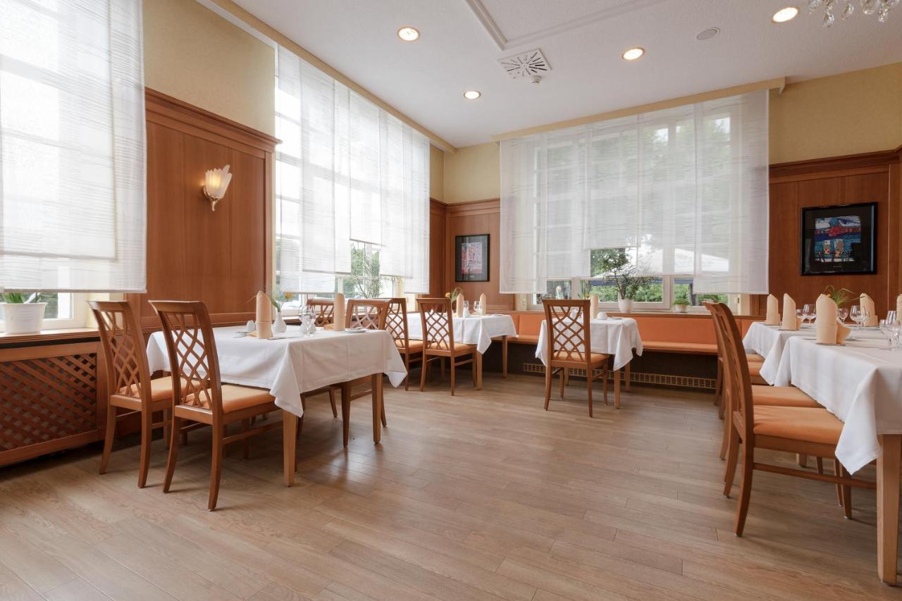 Hotel Neustaedter Hof Schwarzenberg  Ngoại thất bức ảnh