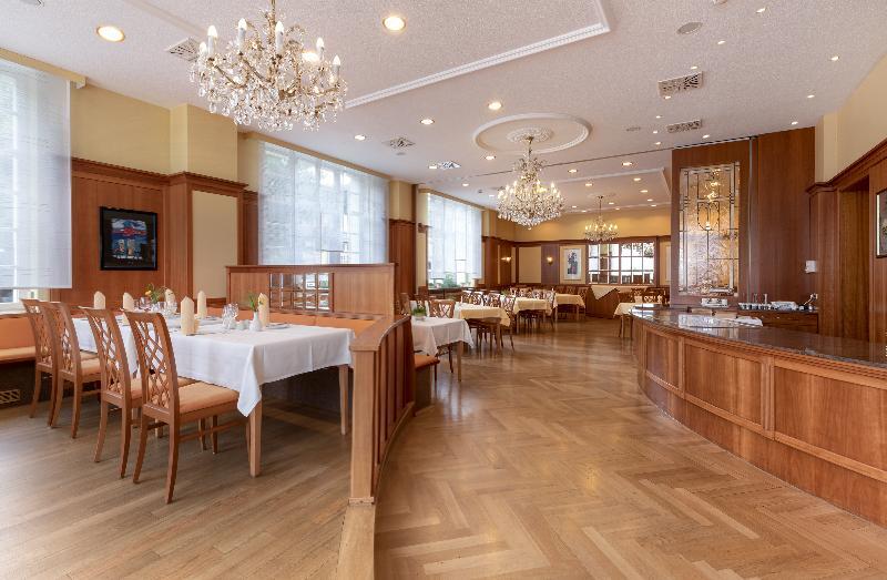 Hotel Neustaedter Hof Schwarzenberg  Ngoại thất bức ảnh